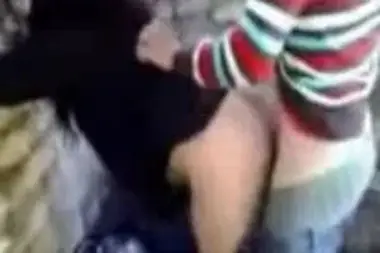 Cewek Liar Cantik Pasrah Digenjot Di Kasur