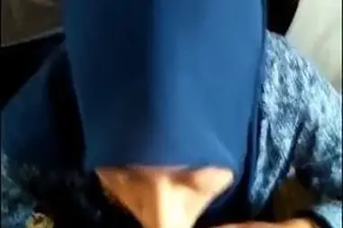 Ibu PNS Baru Pulang Kerja Malah Ngewe Sama Tetangga